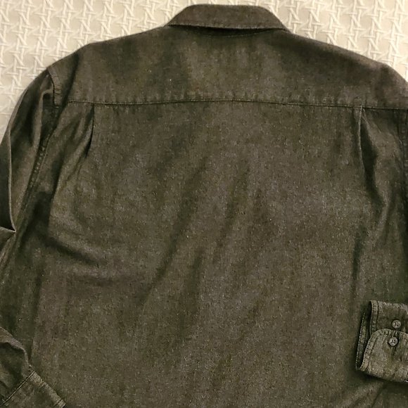 Like New Wranglers Men's Denim Shirt - Picture 3 of 4